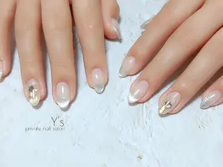 ネイル YUMI NAGAI のネイルデザイン
