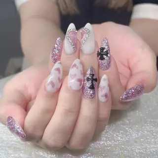 ネイル Queens 榊 まおのネイルデザイン