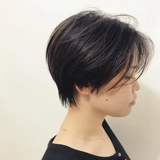 ショート AGU akariのヘアスタイル