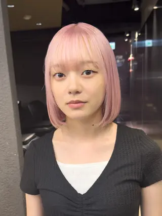 ショート カラー 鈴木/ボブ/ ベージュ/ピンクのヘアスタイル