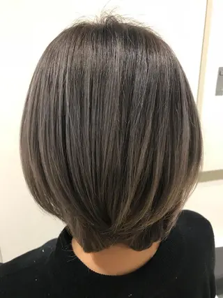 ミディアム 渋谷ハイトーン/ デザインカラー阿部のヘアスタイル
