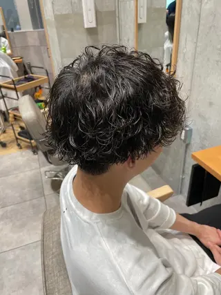 メンズ 💗暖色/艶カラー/ レイヤー/栗原萌希のヘアスタイル