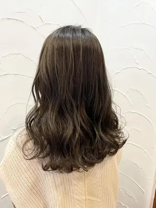 カラー 【店長】インナー指名 No.1戸塚優思のヘアスタイル