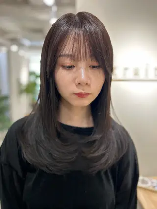 セミロング attrait 福岡のヘアスタイル