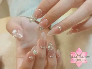 ネイル Hana Bloom Nail 渋谷道玄坂のネイルデザイン