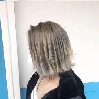 セミロング en Siena エンシエナのヘアスタイル
