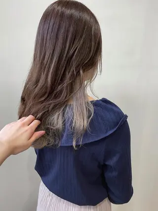 カラー white.梅田 デザインカラー🦄のヘアスタイル
