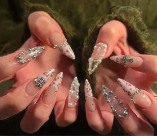 ネイル Genie Mika Nailsのネイルデザイン