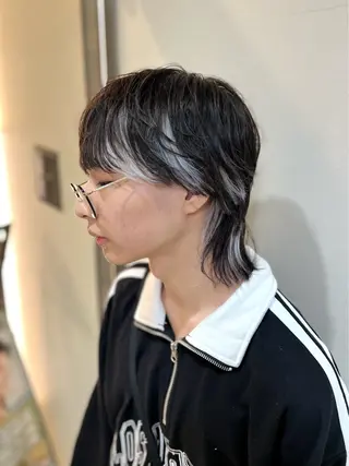 ショート ハッシュ・ウルフ🐺 小顔レイヤー松山直史のヘアスタイル