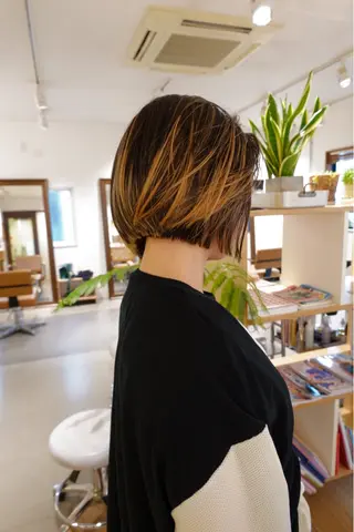 カラー 坂上 岳のヘアスタイル