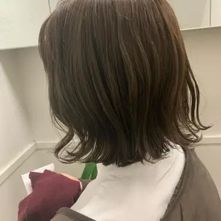 ショート カラー パーマ ヘアアレンジ サナ🌱 切りっぱなしボブのヘアスタイル