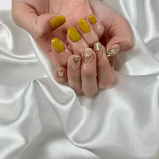 ネイル new me"のネイルデザイン