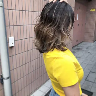 ミディアム カラー 髪質改善、エクステ 山口卓哉のヘアスタイル