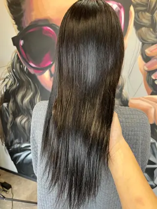 ロング カラー パーマ ヘアアレンジ メンズ キッズ ネイル マツエク・マツパ アイブロウ 久木原 ゆりのヘアスタイル