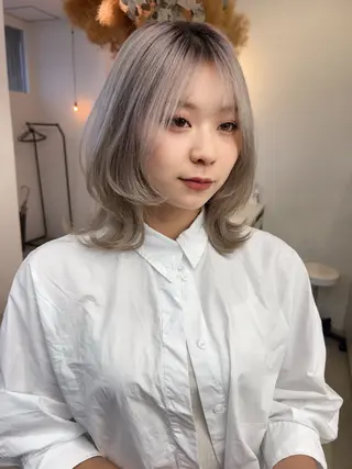 ミディアム vince. moekoのヘアスタイル