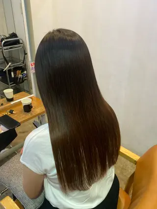 ロング N° jemicaカナのヘアスタイル