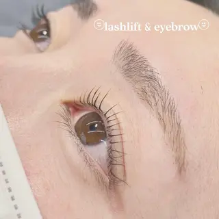マツエク・マツパ 大竹 さとこの眉毛・アイブロウイメージ