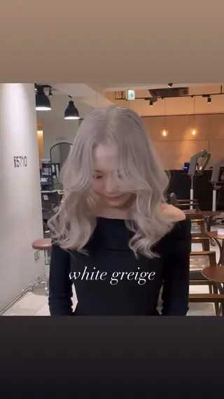 セミロング カラー 💜ハイトーン💛 マジカルかいちゃんのヘアスタイル