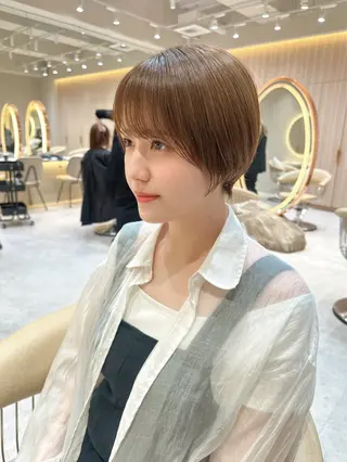 ショート カラー 美髪縮毛矯正✨🫧 レイヤー川村利幸のヘアスタイル