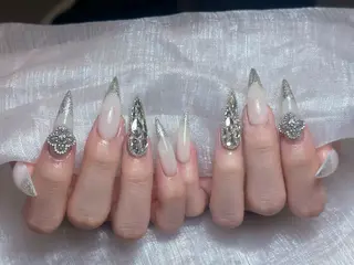 ネイル NIE NAIL Luxeのネイルデザイン