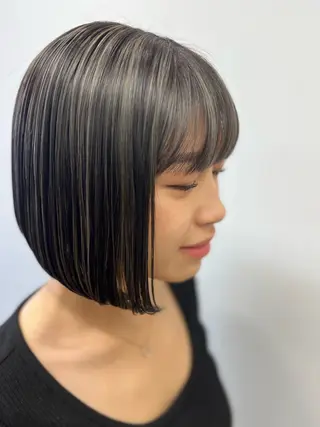ショート カラー 産休の為お休みです! 小島凜のヘアスタイル