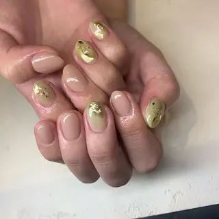 ネイル 里見 麗のネイルデザイン