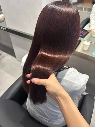 ロング カラー 透明感/暖色カラー くるみのヘアスタイル