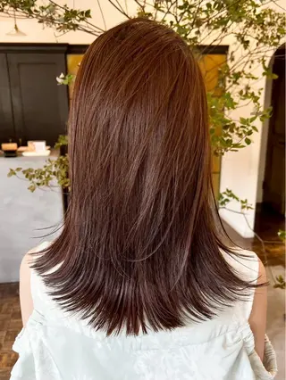 ミディアム カラー 森 彩夏のヘアスタイル