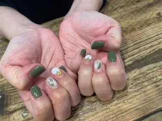 ネイル 佐藤 悠子のネイルデザイン