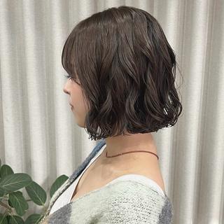 ミディアム カラー パーマ akane/オリーブ /ボブパーマのヘアスタイル