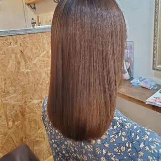 セミロング パーマ 韓国風レイヤーカット 上手く丁寧早い/マツのヘアスタイル