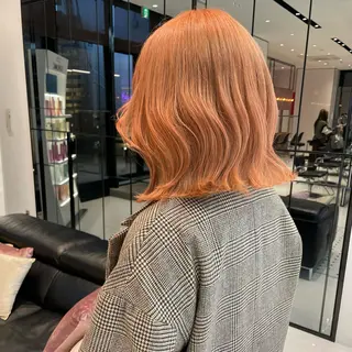 ミディアム カラー 相川 愛実のヘアスタイル