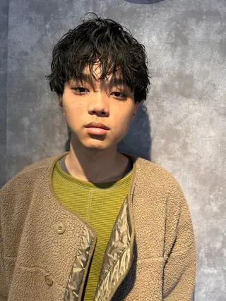パーマ メンズ 上山 新のヘアスタイル