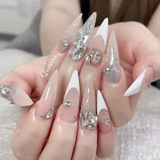 ネイル Queens ゲンのネイルデザイン