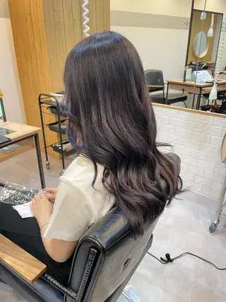 セミロング カラー akane .のヘアスタイル