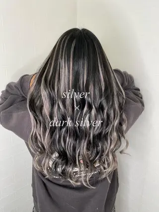ロング カラー ブリーチカラー特化 U-topia小島のヘアスタイル