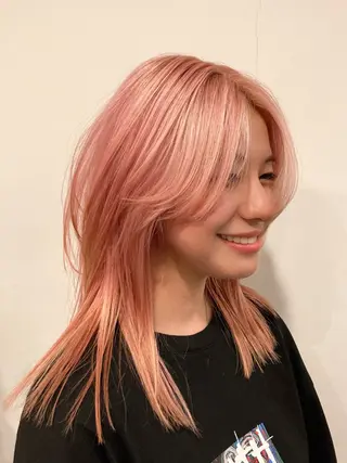 セミロング コバヤシ リョウタのヘアスタイル