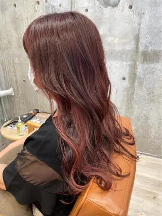 ロング カラー 東 史夏のヘアスタイル