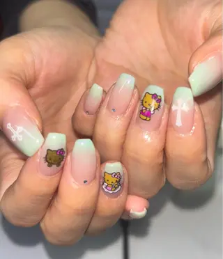 ネイル Nailstudio Hulmのネイルデザイン