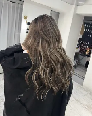 ロング カラー 指名数No.1 /NAOYAのヘアスタイル