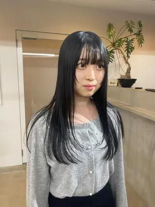 ロング uta ウタのヘアスタイル