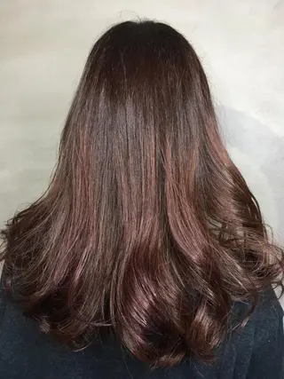 ロング カラー くまがい みゆ【edge.】のヘアスタイル