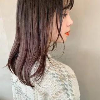セミロング カラー 榑松 恵里のヘアスタイル