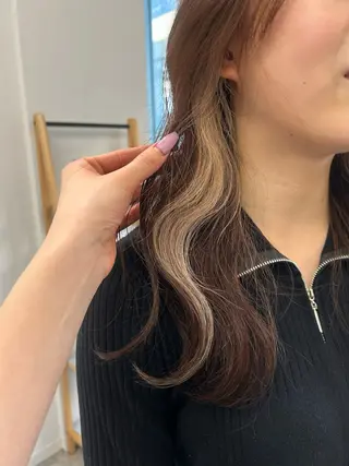 ミディアム カラー 金澤 希空のヘアスタイル