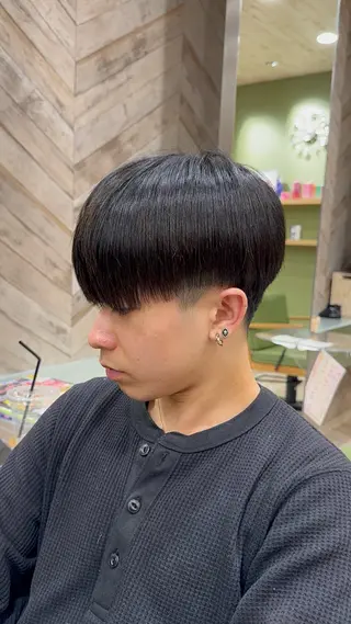 ショート ブリーチ縮毛矯正 あすまのヘアスタイル