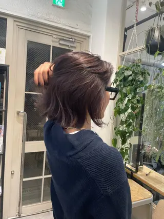 ショート カラー ミルクティー× グレージュMOMOのヘアスタイル