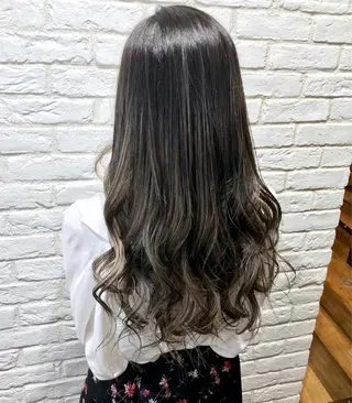 ロング カラー Neale.♡ ROLA京橋のマツエク・マツパデザイン