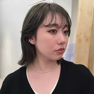 ショート 盛れる透明感カラー momokaのヘアスタイル