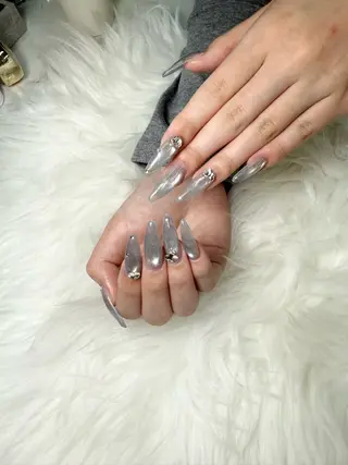 ネイル Lina  nail beautyのネイルデザイン