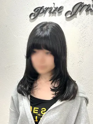 セミロング カラー ✨レイヤーハイトーン tomoko🦋✨のヘアスタイル